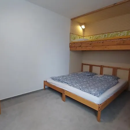 Lejlighed V Kosove *