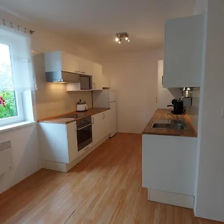 V Kosove * Kamenný Újezd